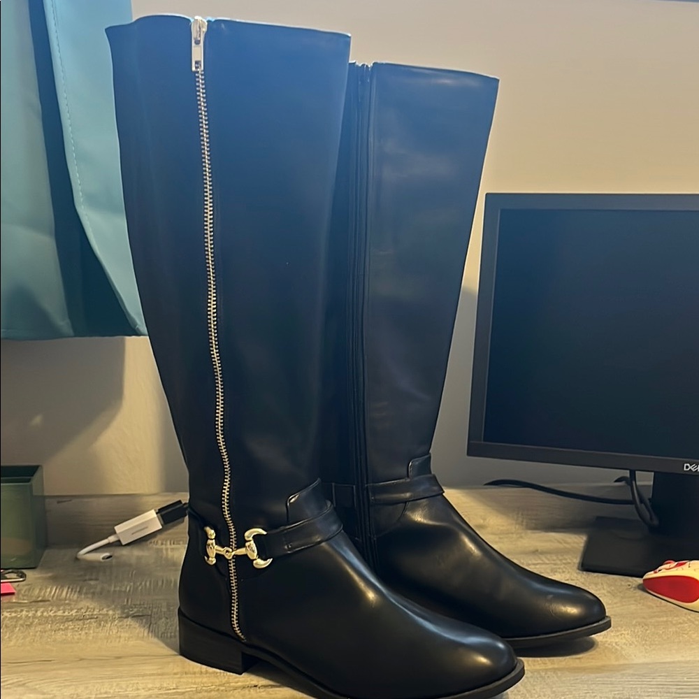 Black Knee-High Leather Boots Size 10.5